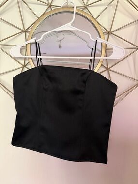 Black Women's Strapless Cropped Top